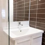 2ndhomes Beautiful 95m2 2br With Sauna In Kluuvi アパート