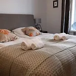 Beautiful 95m2 2br With Sauna In Kluuvi *