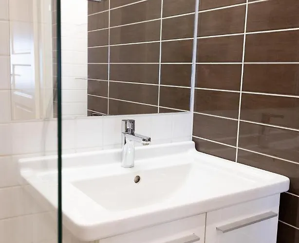 Beautiful 95M2 2Br Apartment With Sauna In Kluuvi * Helsinky