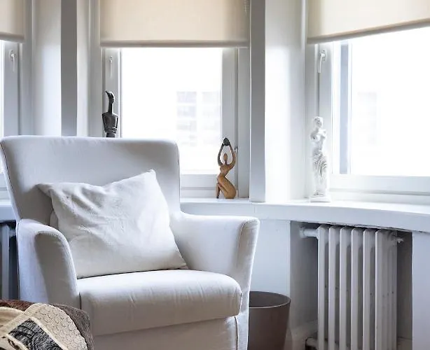 Beautiful 95M2 2Br Apartment With Sauna In Kluuvi هلسنكي