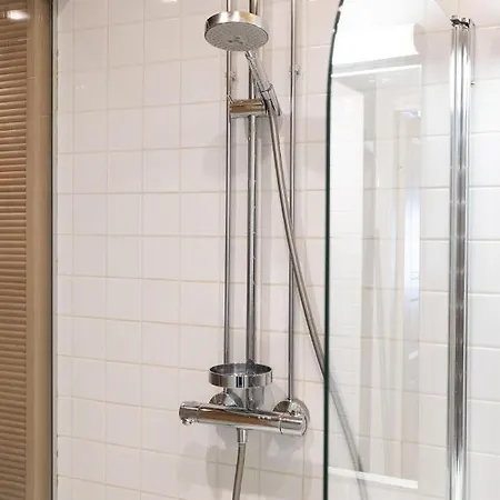 2ndhomes Luxury Center 2br With Sauna Helsingfors